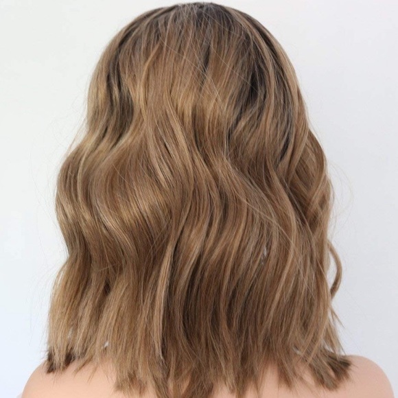 ?Jori 14” Wavy LACE FRONT Dark ROOT WIG ? NWT main image 6